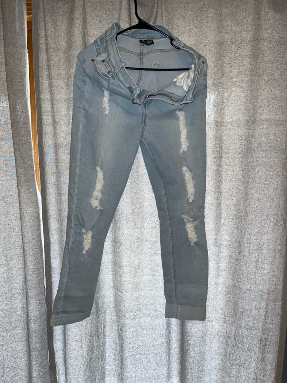 Rock & Republic Light Blue Denim Skinny Jeans